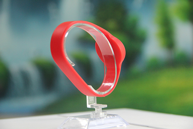 硅膠腕帶RFID電子標簽是醫療智能存儲更智能的選擇