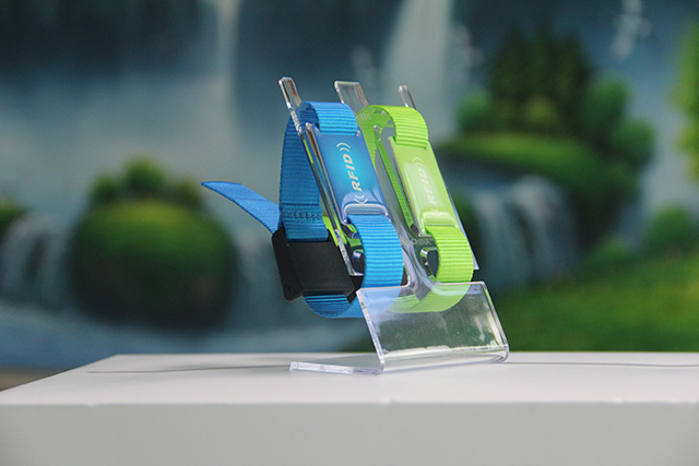 id硅膠腕帶包是否好用