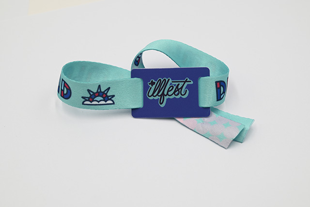 磨砂校園卡制作的優(yōu)缺點有哪些? 磨砂校園卡制作的優(yōu)缺點有哪些?