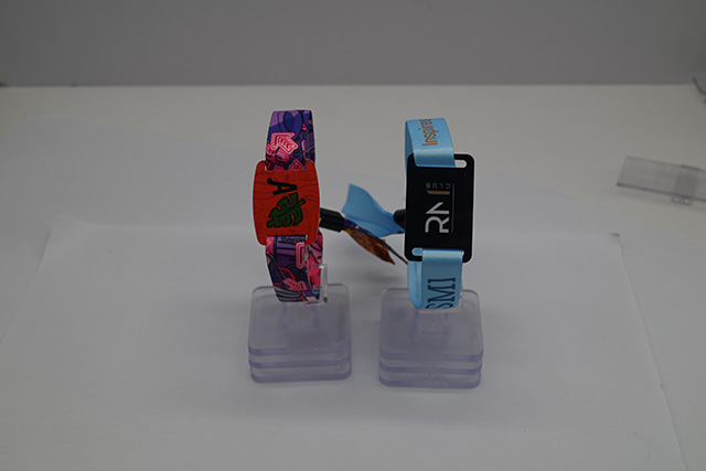 非接觸式IC卡和接觸式IC卡! 非接觸式IC卡和接觸式IC卡!