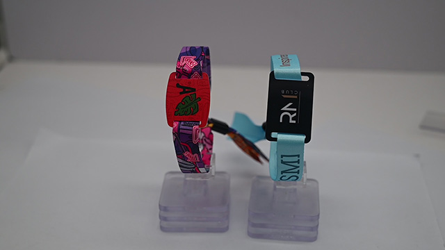 接觸式滴膠卡與磁條卡相比較有什么顯著的優(yōu)勢(shì)