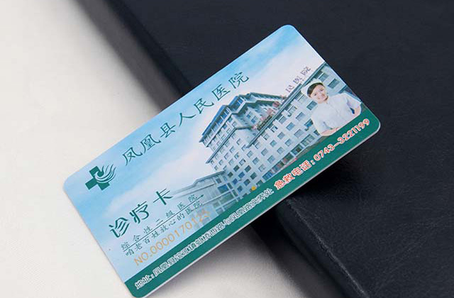 水晶滴膠卡制作影響質量的四個原因! 水晶滴膠卡制作影響質量的四個原因!